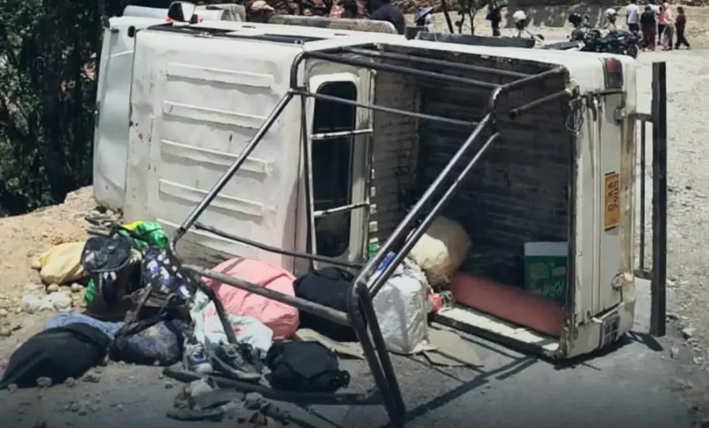 `syangja bolero jeep accident one dead 20 injured`