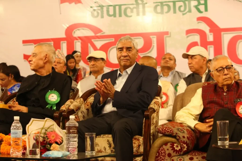 रसुवाको बाढीपछि उद्धार तथा राहतमा परिचालित सुरक्षाकर्मी